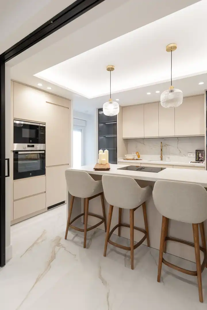 Kitchen of Flat for sale in Barrio de Salamanca