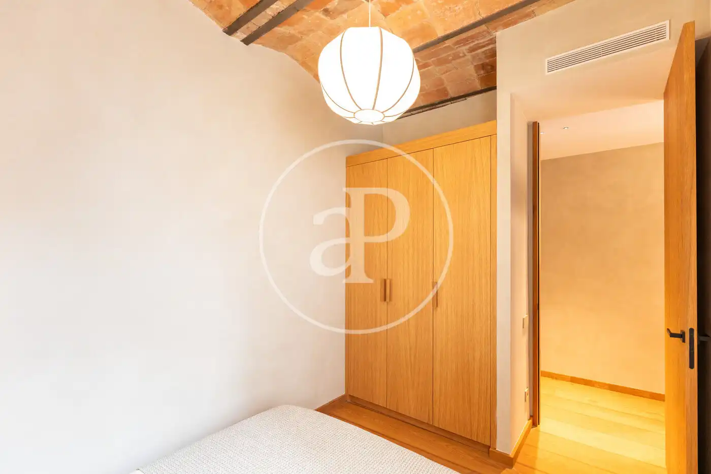 Piso con terraza en venta en Ronda de la Univ., imagen 38