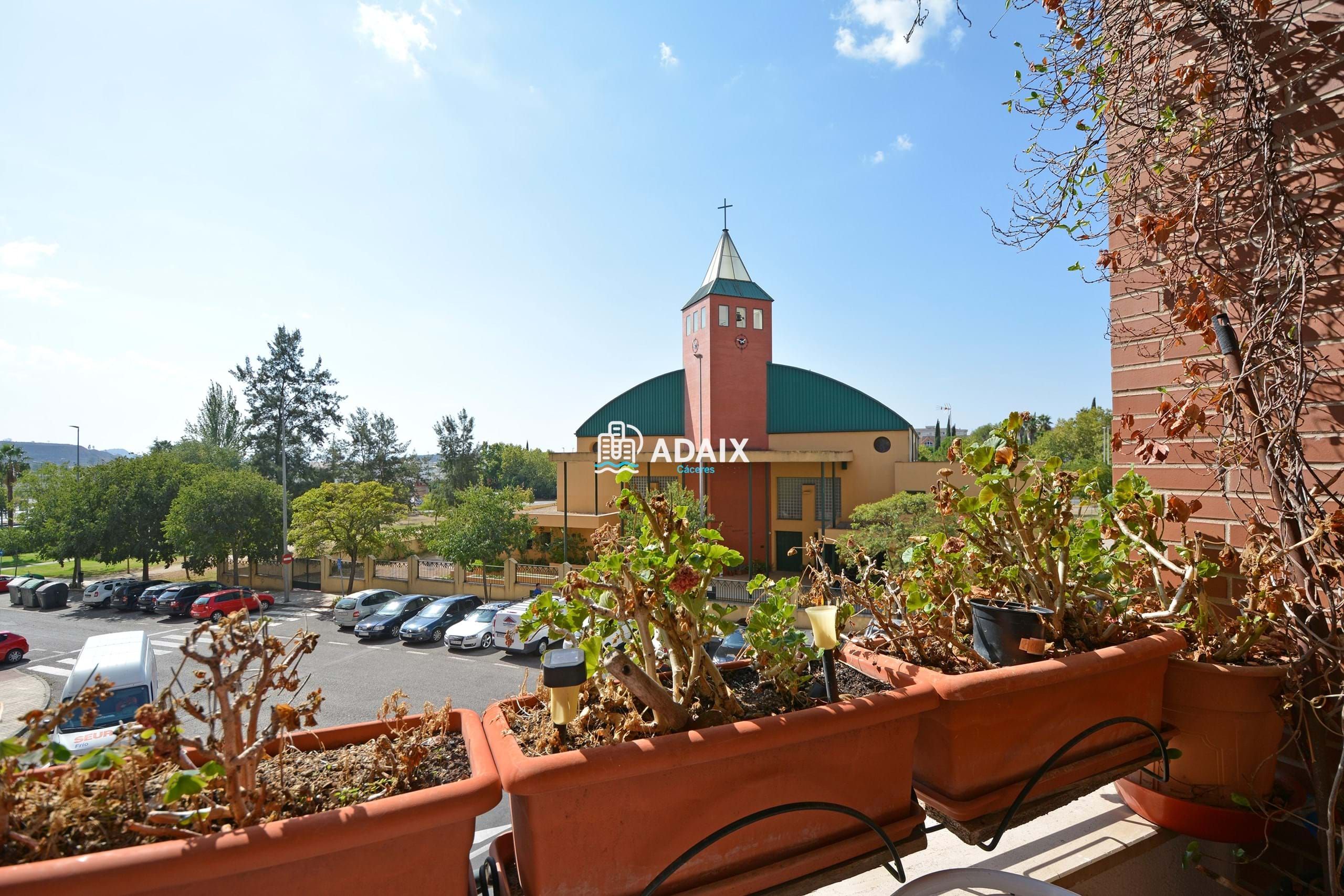 Exterior view of Flat for sale in Cáceres Capital  with Air Conditioner, Heating and Terrace