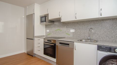 Foto 3 de Piso de alquiler en Os Mallos, A Coruña Capital