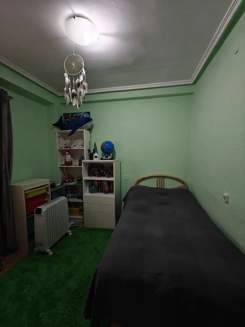 Bedroom of Flat for rent in Valencia  with Air Conditioner, Furnished and Balcony