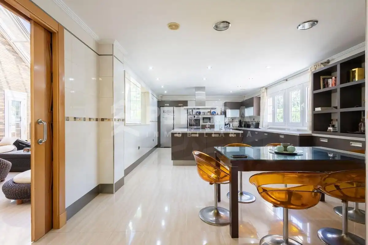 Cocina de Casa o chalet en venta en Roquetas de Mar con Aire acondicionado, Jardín privado y Piscina