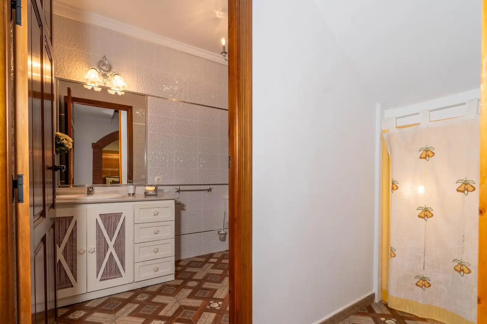Baño de Casa o chalet en venta en El Garrobo con Aire acondicionado, Calefacción y Jardín privado