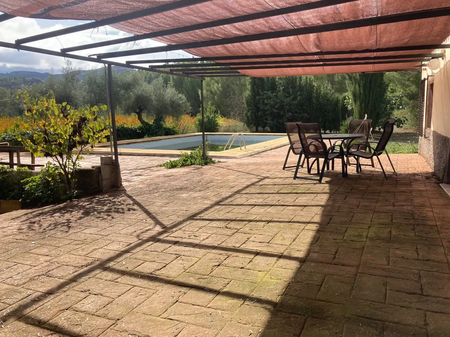 Casa rústica amb piscina en venda a Cieza