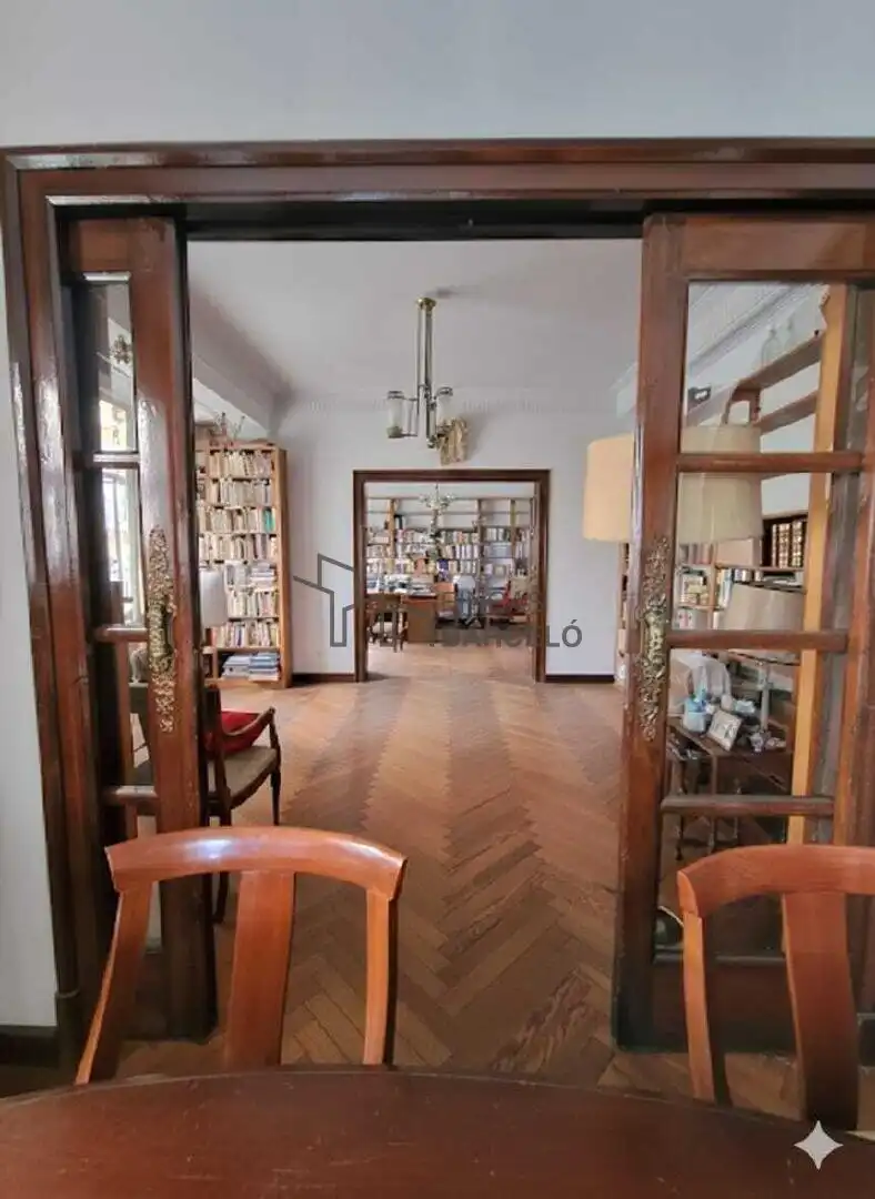 Flat for sale in Paseo Constitución - Las Damas