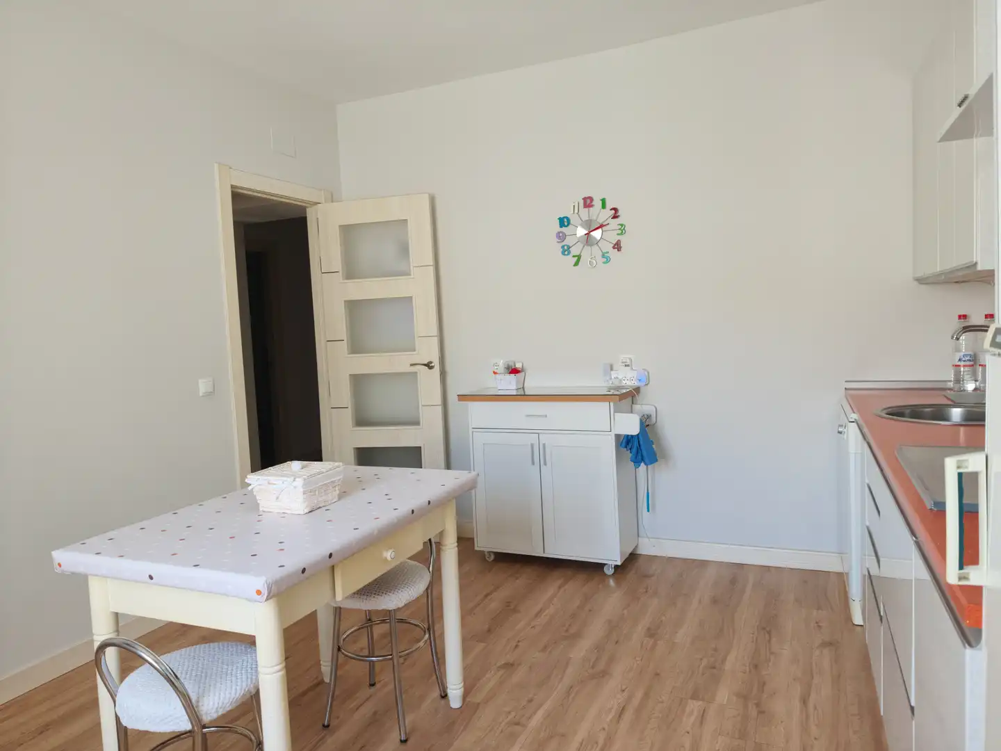 Cuina de Casa o xalet en venda en Consuegra amb Aire condicionat, Calefacció i Terrassa