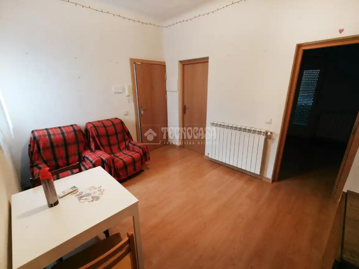 Edificio en venta en Almendrales