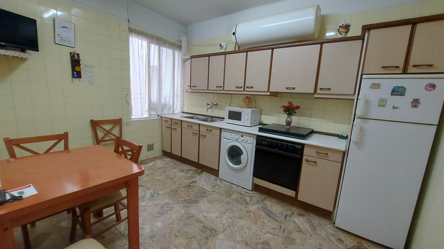 Cuina de Pis en venda en  Logroño amb Calefacció, Parquet i Terrassa