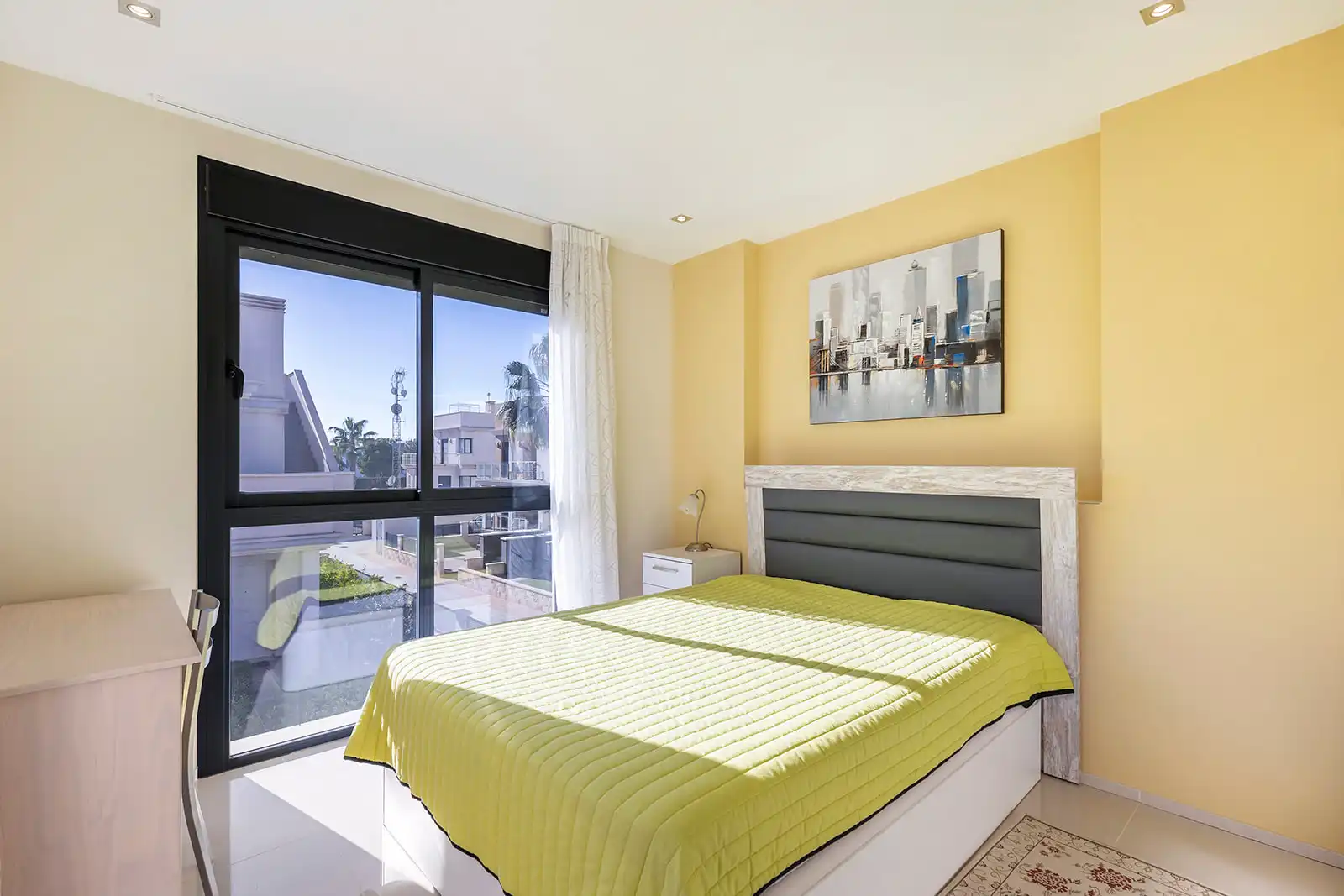 Habitación de Casa o chalet en venta en Orihuela con Piscina