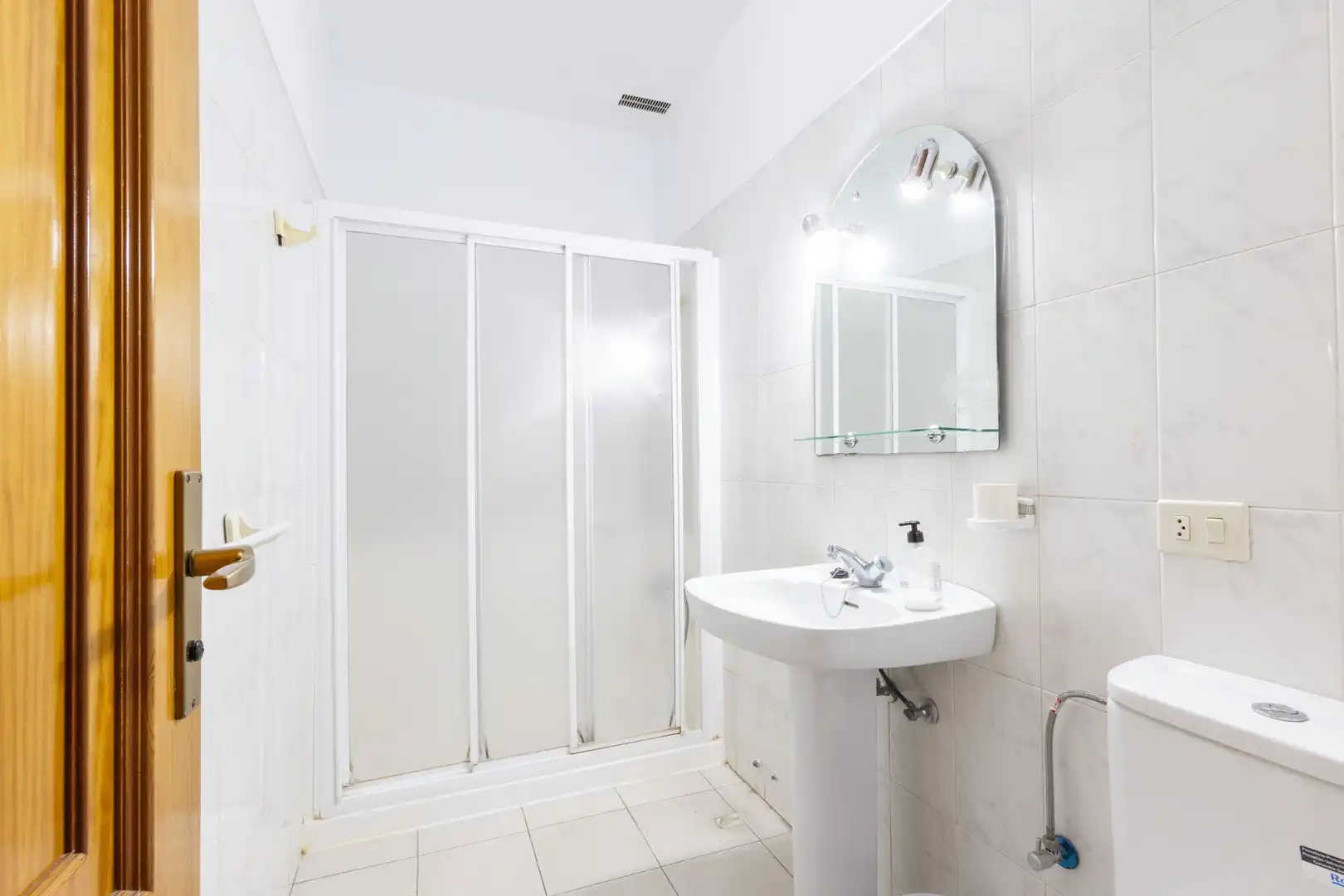 Badezimmer von Wohnung zum Verkauf in Tacoronte mit Balkon