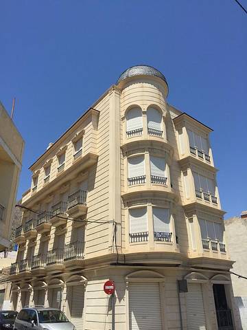 Local comercial en Alquiler en Calle ALAMEDA MANUELA NADAL en Molins - Campaneta - San Bartolomé