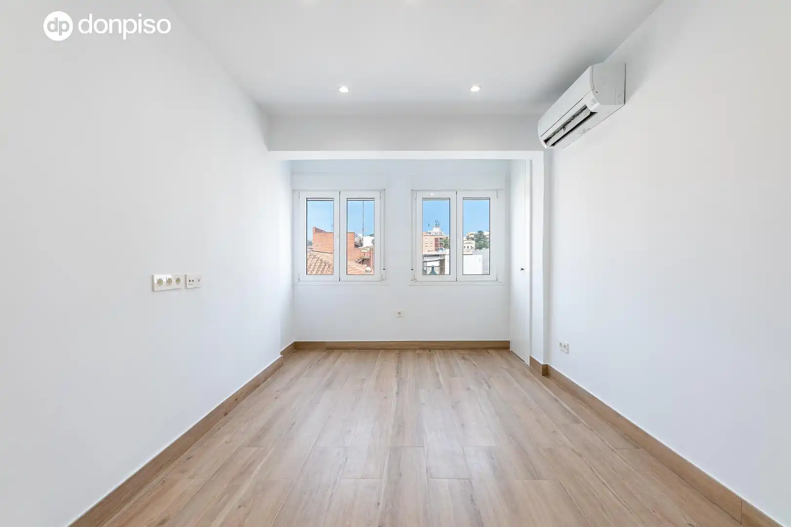 Sala de estar de Piso en venta en Málaga con Aire acondicionado y Calefacción