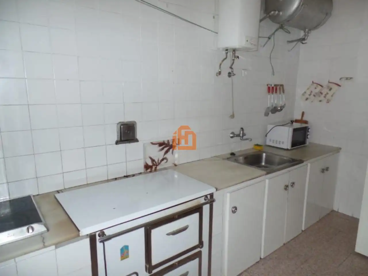 Cocina de Apartamento en venta en La Pola de Gordón  con Calefacción