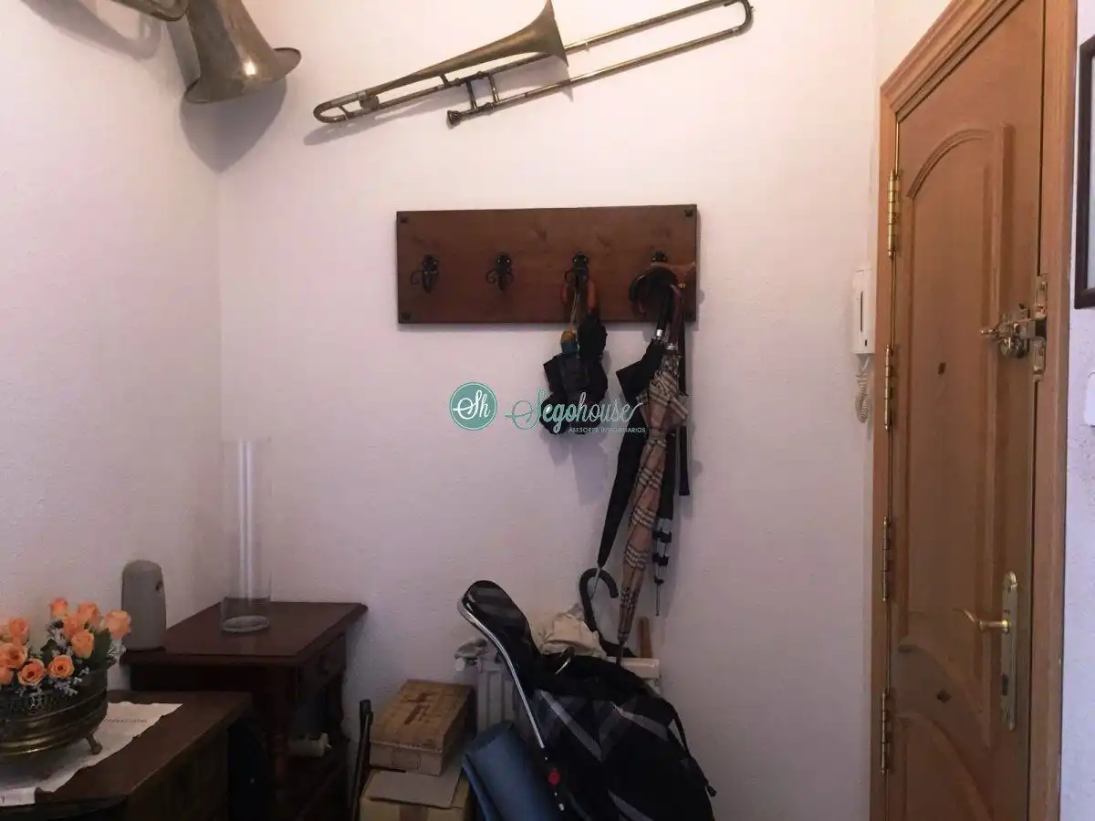 Piso en venta en Segovia con Trastero y Balcón