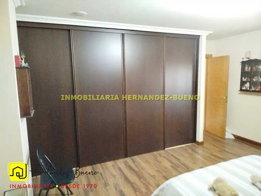 Habitación de Casa o chalet en venta en Calvarrasa de Abajo con Calefacción, Jardín privado y Terraza