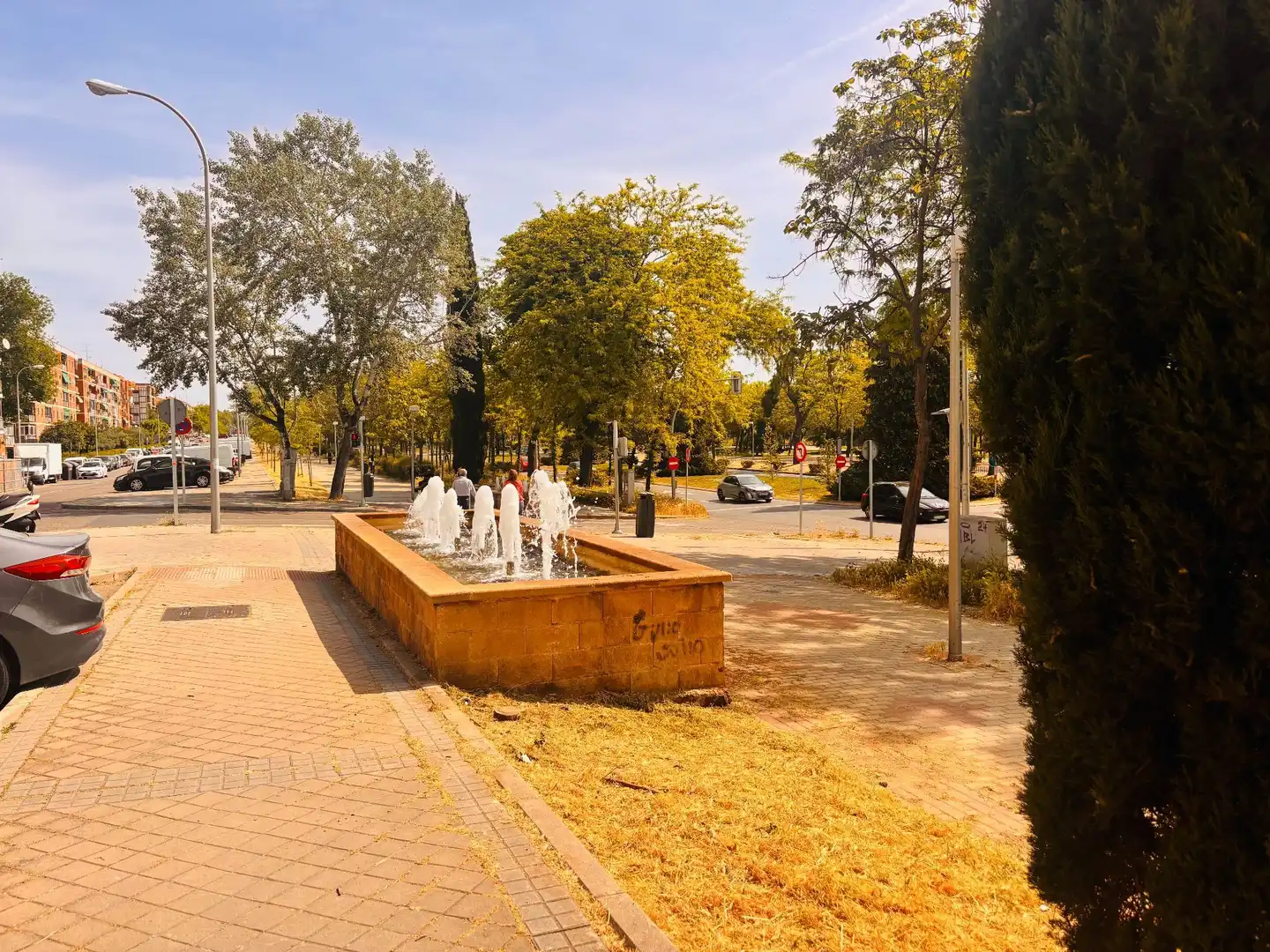 Außenansicht von Wohnung zum Verkauf in Madrid mit Klimaanlage, Heizung und Terrasse
