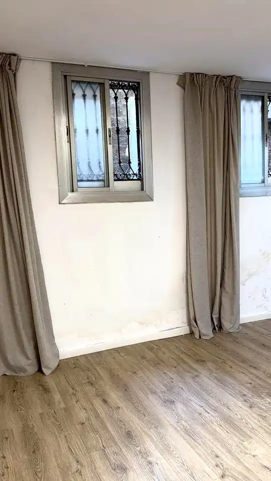 Balcony of Commercial properties for sale in Barcelona