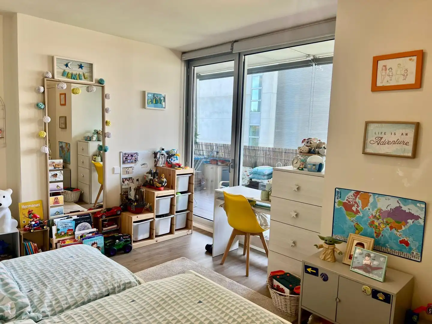 Schlafzimmer von Wohnung zur Miete in Barcelona mit Klimaanlage, Heizung und Parkett