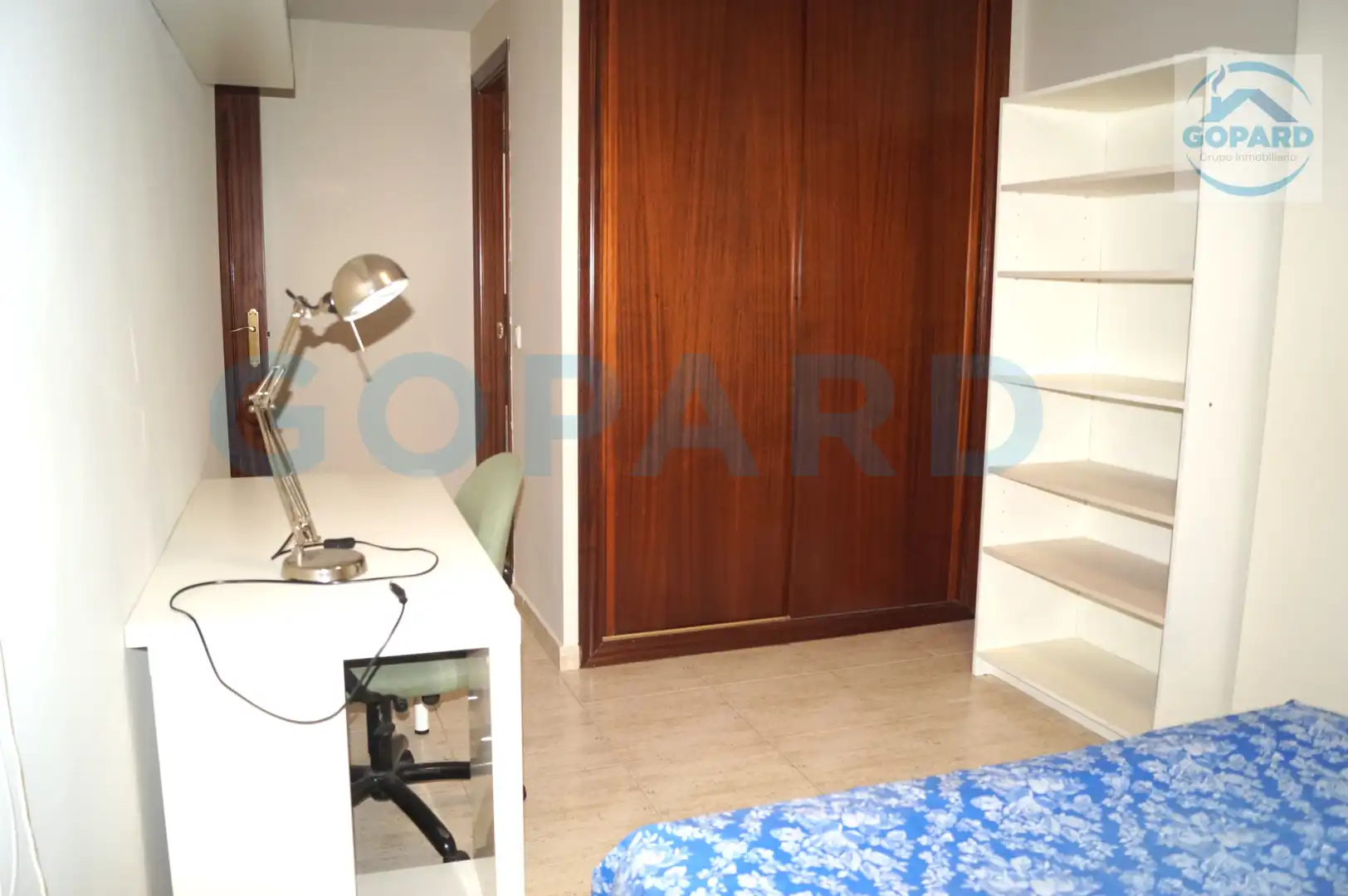 Habitación de Piso en venta en Villanueva de la Cañada con Calefacción, Trastero y Amueblado