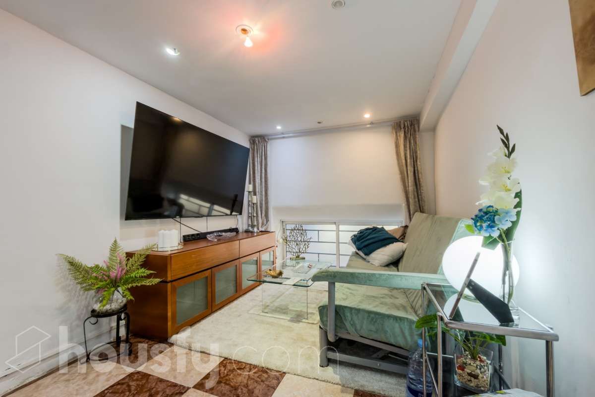 Living room of Planta baja for sale in  Barcelona Capital  with Air Conditioner, Heating and Furnished