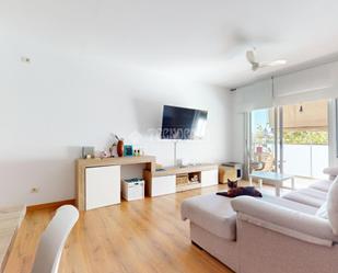 Living room of Flat for sale in  Barcelona Capital  with Heating and Balcony