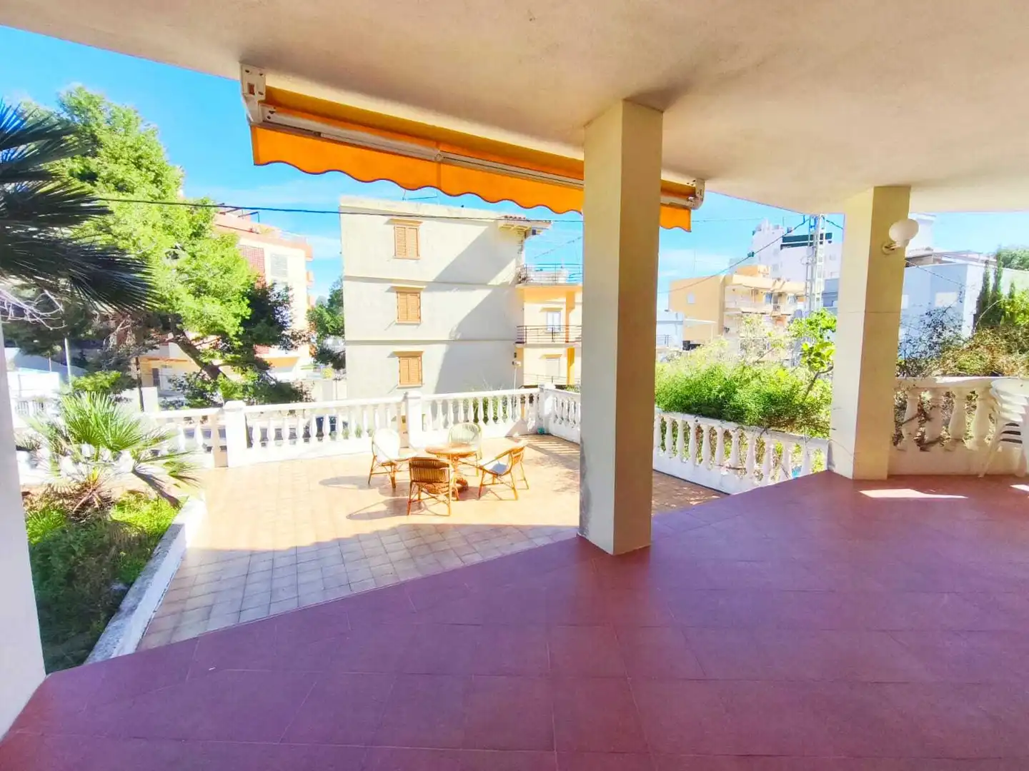 Chalet con piscina en venta en El Faro, imagen 5