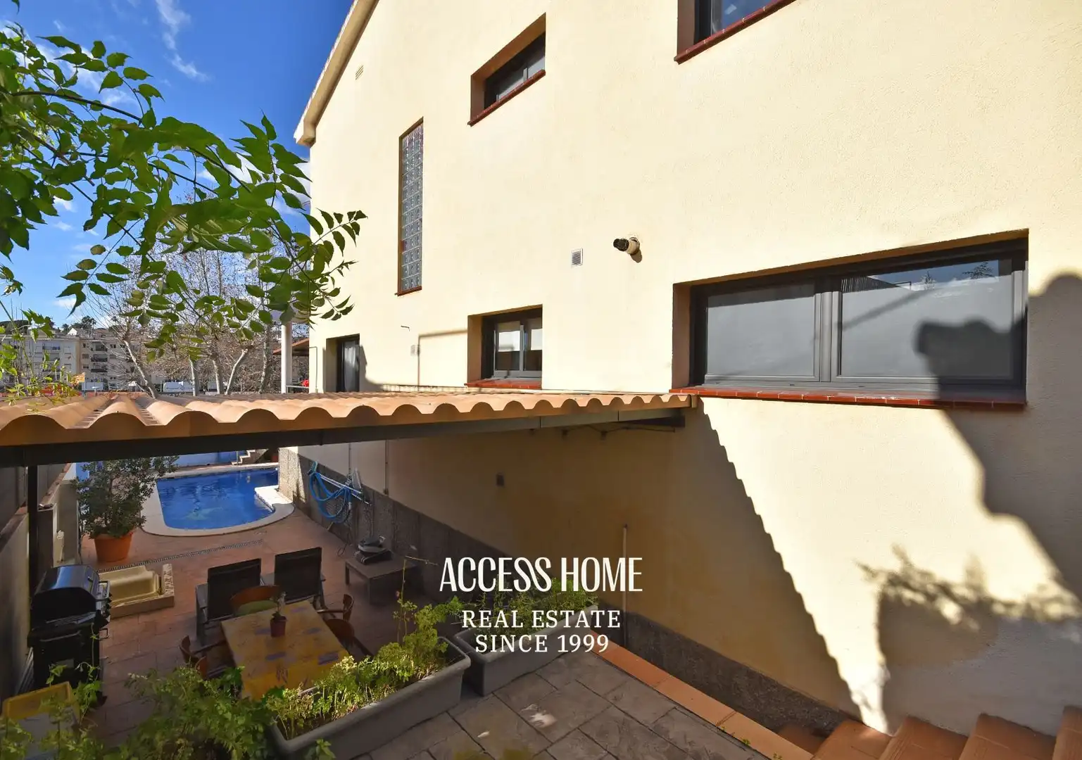 Exterior view of Houses for sale in Alella  with Air Conditioner, Heating and Swimming Pool