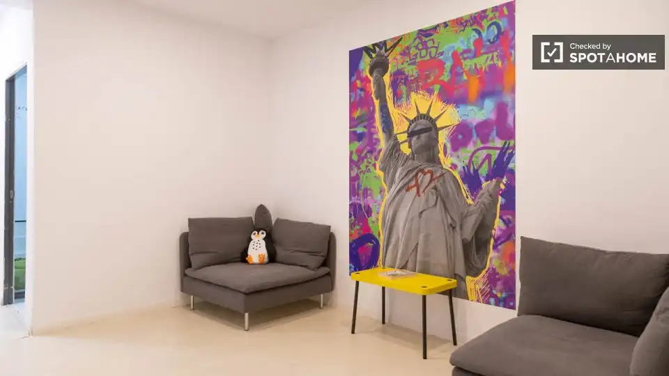 Sala d'estar de Casa o xalet per a compartir en Madrid amb Aire condicionat, Terrassa i Moblat
