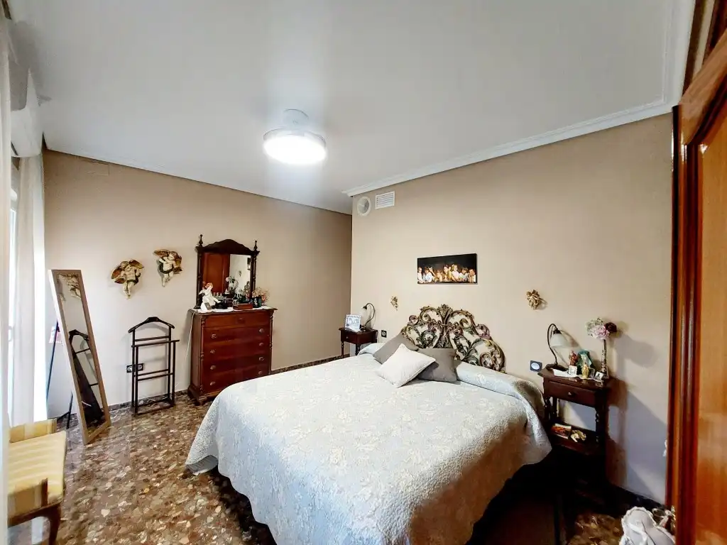 Dormitori de Casa o xalet en venda en Las Vaguadas