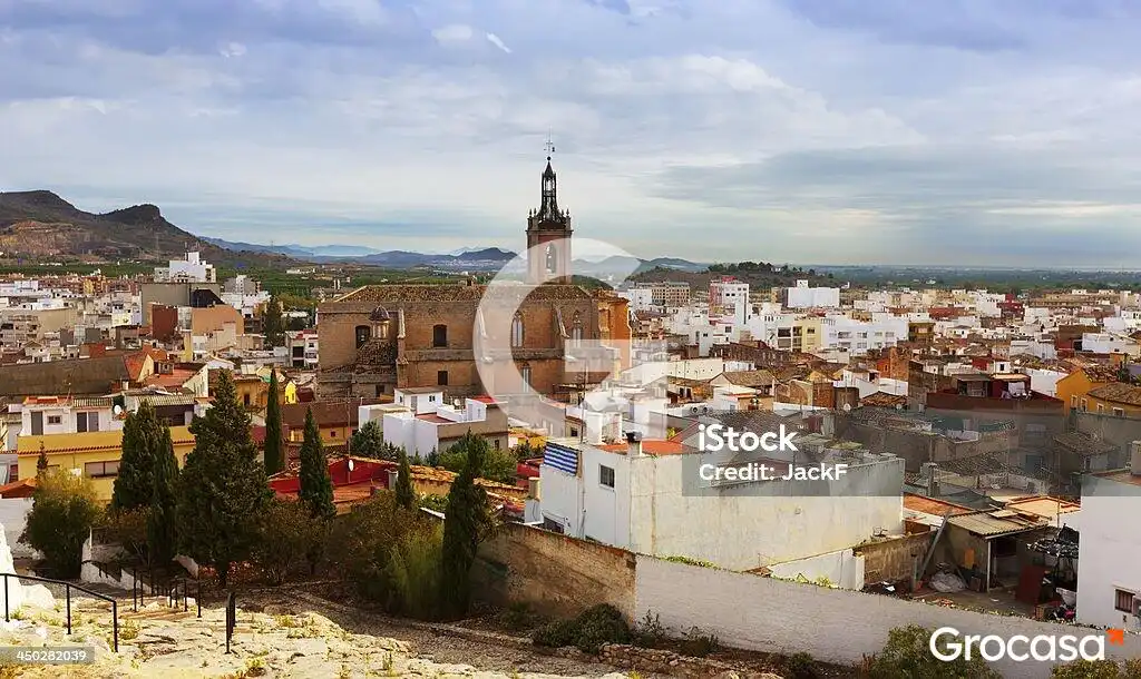 Vista exterior de Piso en venta en Sagunto / Sagunt con Terraza y Horno