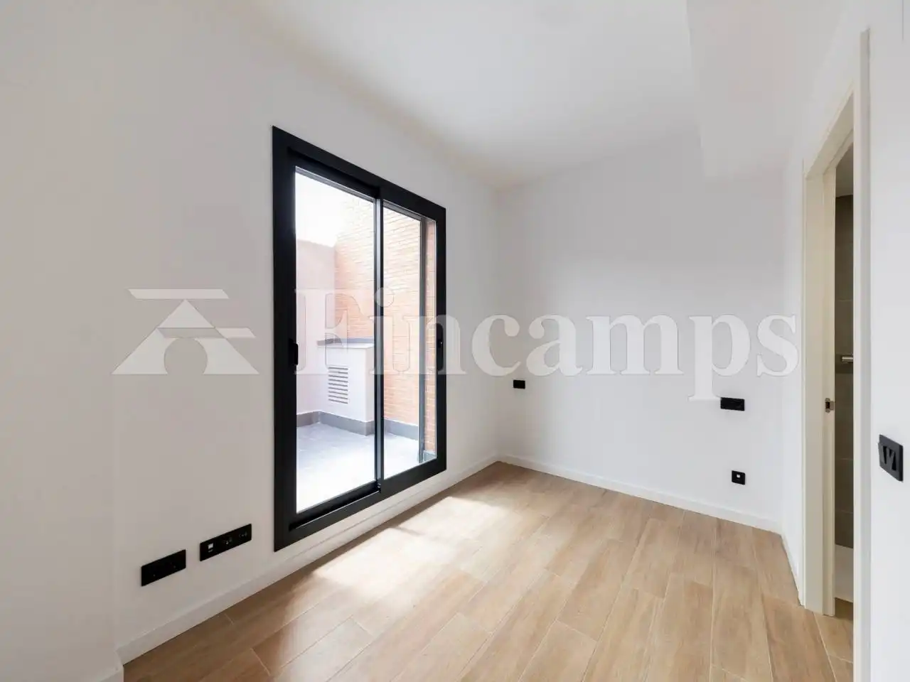 Bedroom of Flat for rent in Sabadell  with Air Conditioner, Heating and Storage room