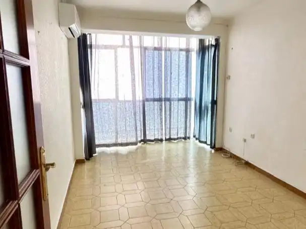 Pis amb ascensor en venda a conde de la cañada 7, imagen 2