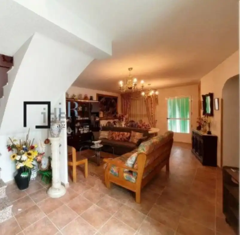 Sala de estar de Finca rústica en venta en Los Navalucillos con Calefacción, Terraza y Trastero