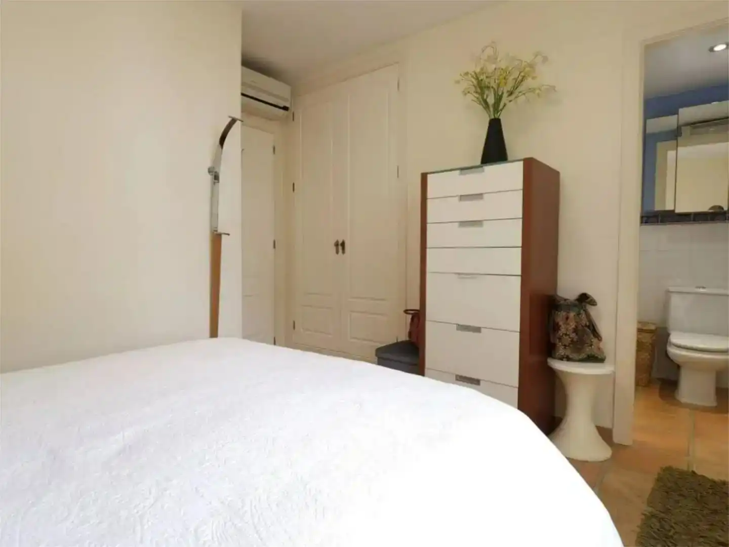 Habitación de Casa o chalet en venta en Finestrat con Aire acondicionado, Piscina y Balcón