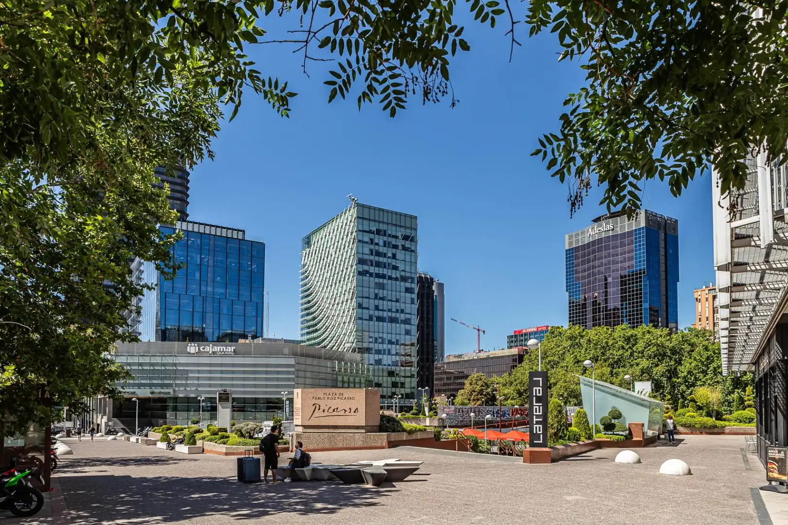 Außenansicht von Wohnung zum Verkauf in Madrid mit Klimaanlage und Abstellraum