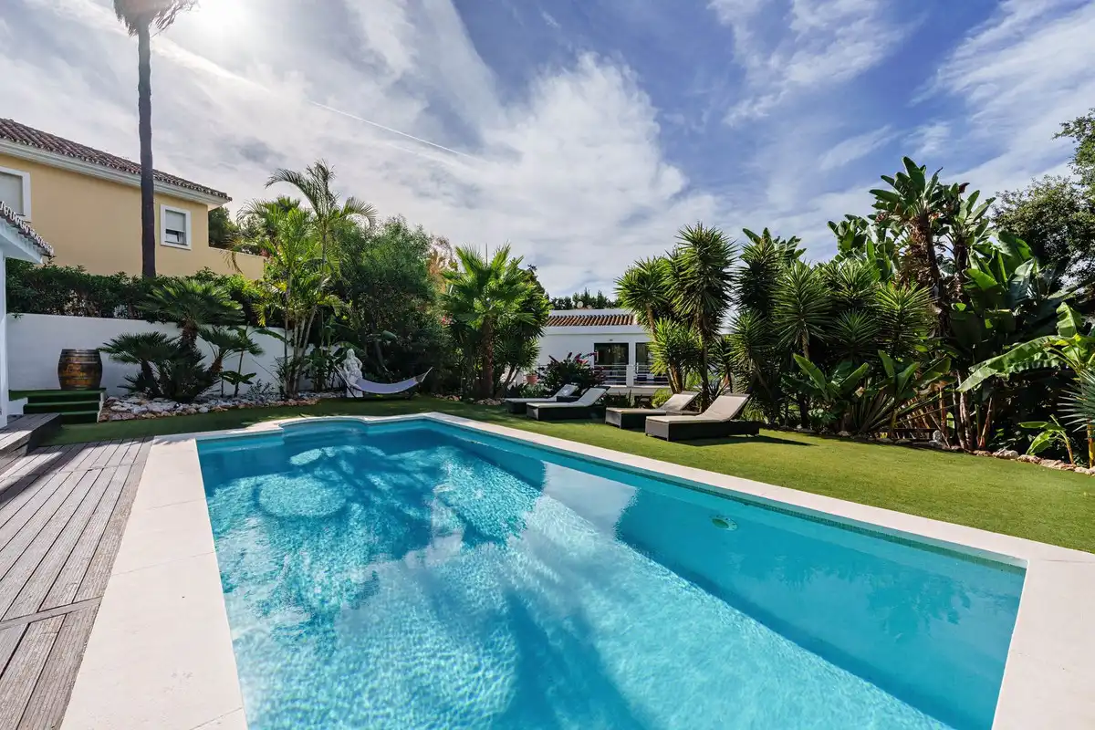 Piscina de Casa o chalet en venta en Marbella con Terraza y Piscina