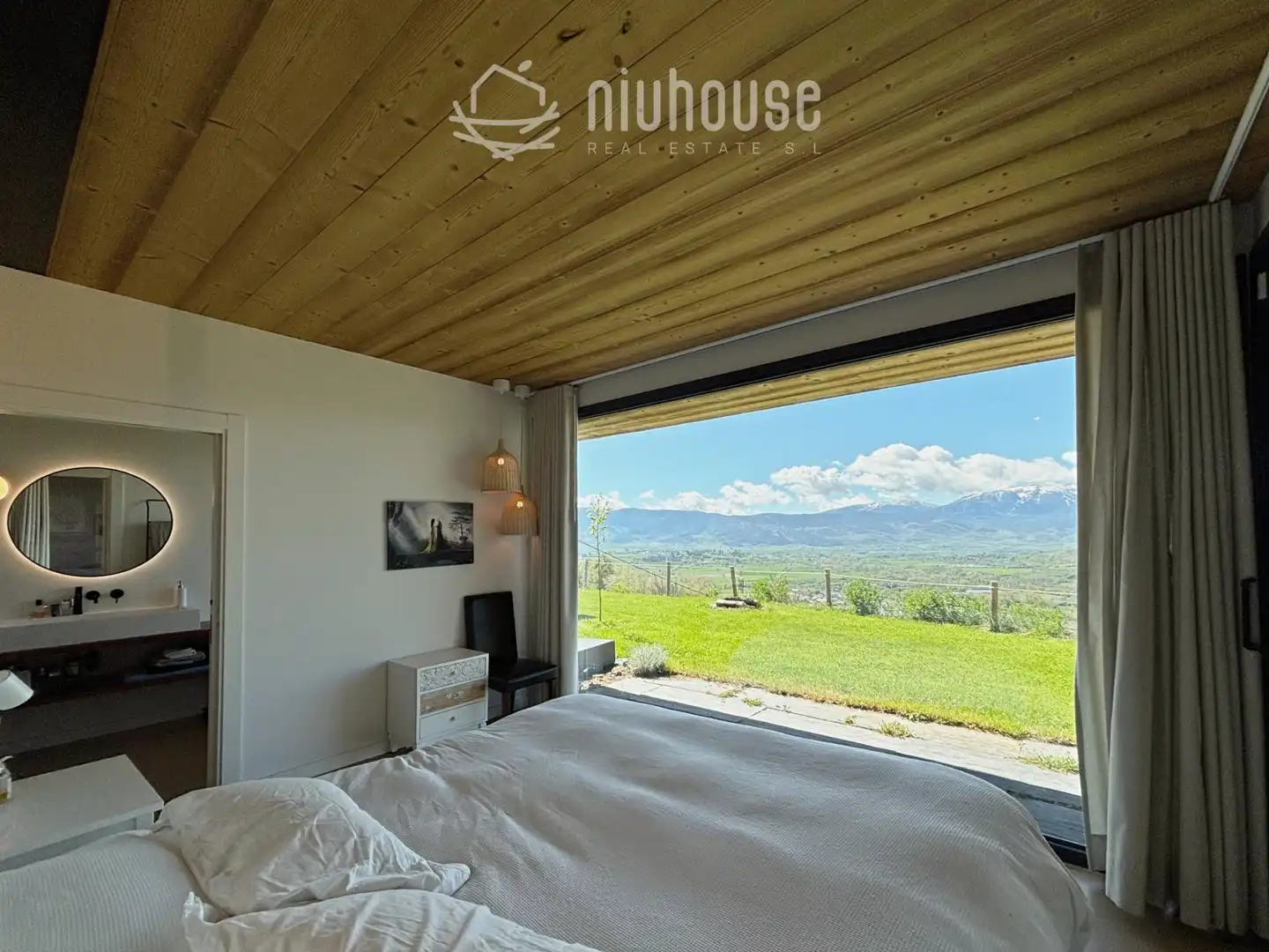 Habitación de Casa o chalet en venta en Enveitg