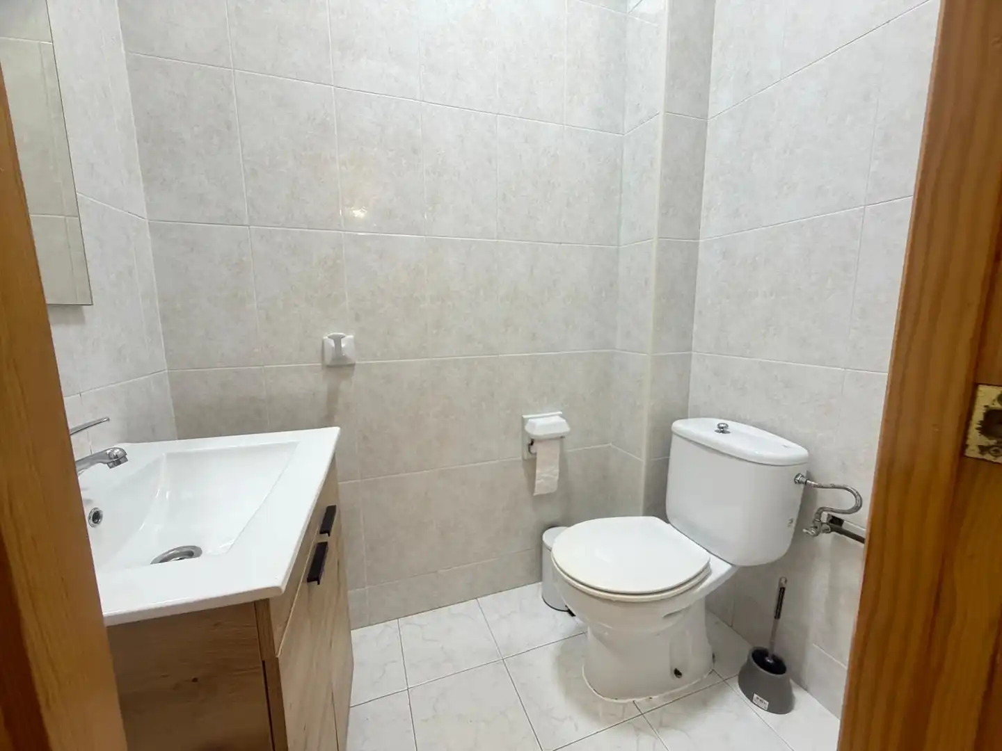 Bathroom of Flat for sale in Águilas  with Air Conditioner and Furnished