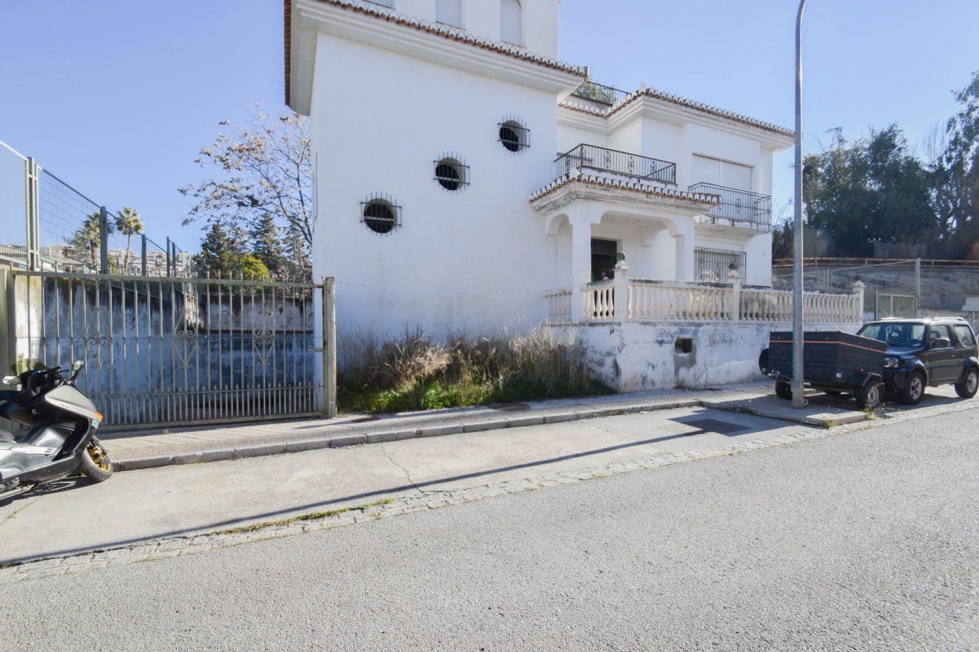 Vista exterior de Casa o xalet en venda en  Granada Capital