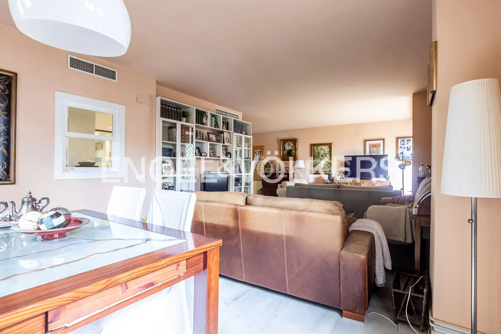 Sala de estar de Piso de alquiler en Sevilla con Aire acondicionado, Calefacción y Trastero