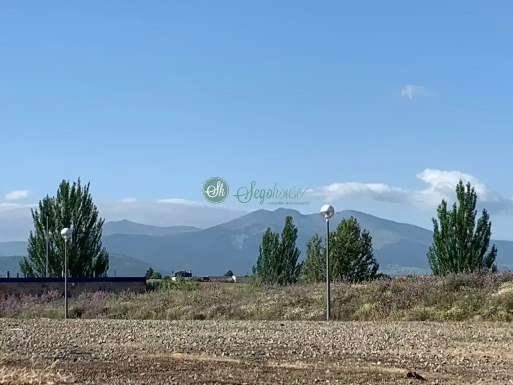 Terreni e lotti in vendita a La Lastrilla, imagen 8