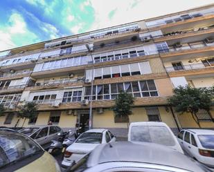 Exterior view of Flat for sale in  Sevilla Capital