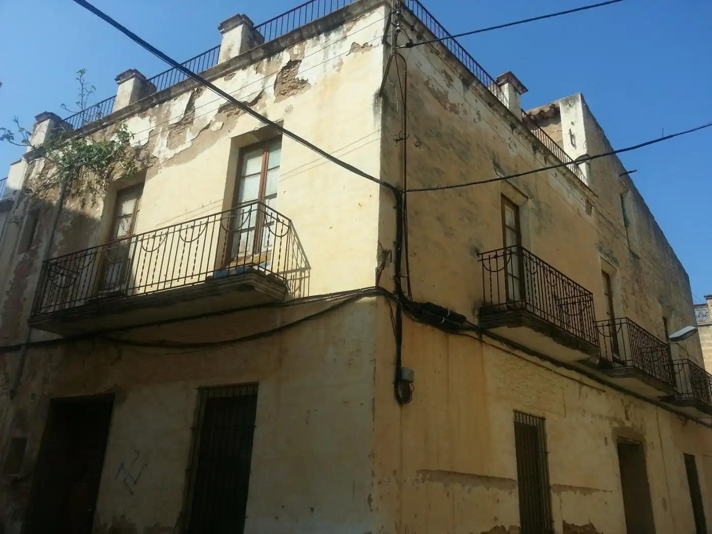 Exterior view of Houses for sale in Santa Bàrbara  with Terrace