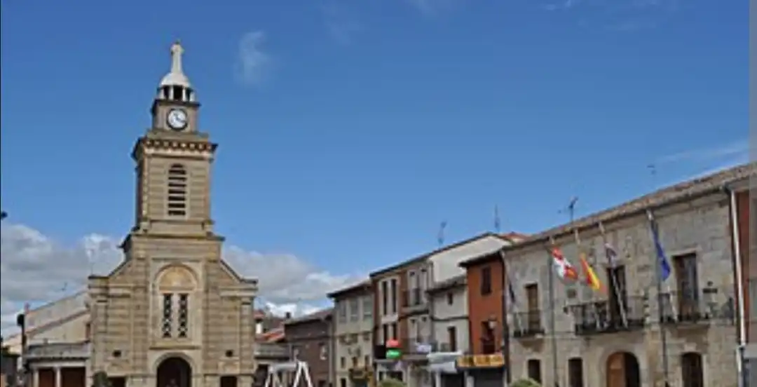 Casa rústica en venda a Melgar de Fernamental, imagen 2