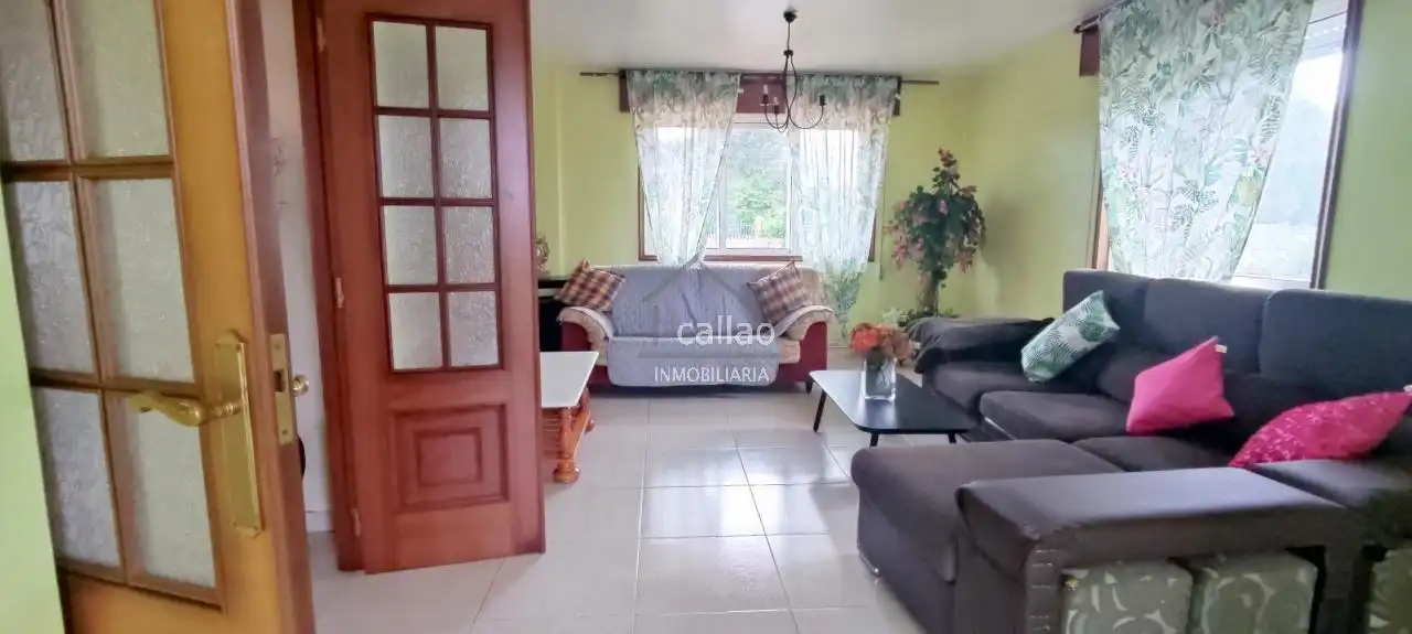 Living room of Houses for rent in Mugardos  with Heating, Private garden and Furnished