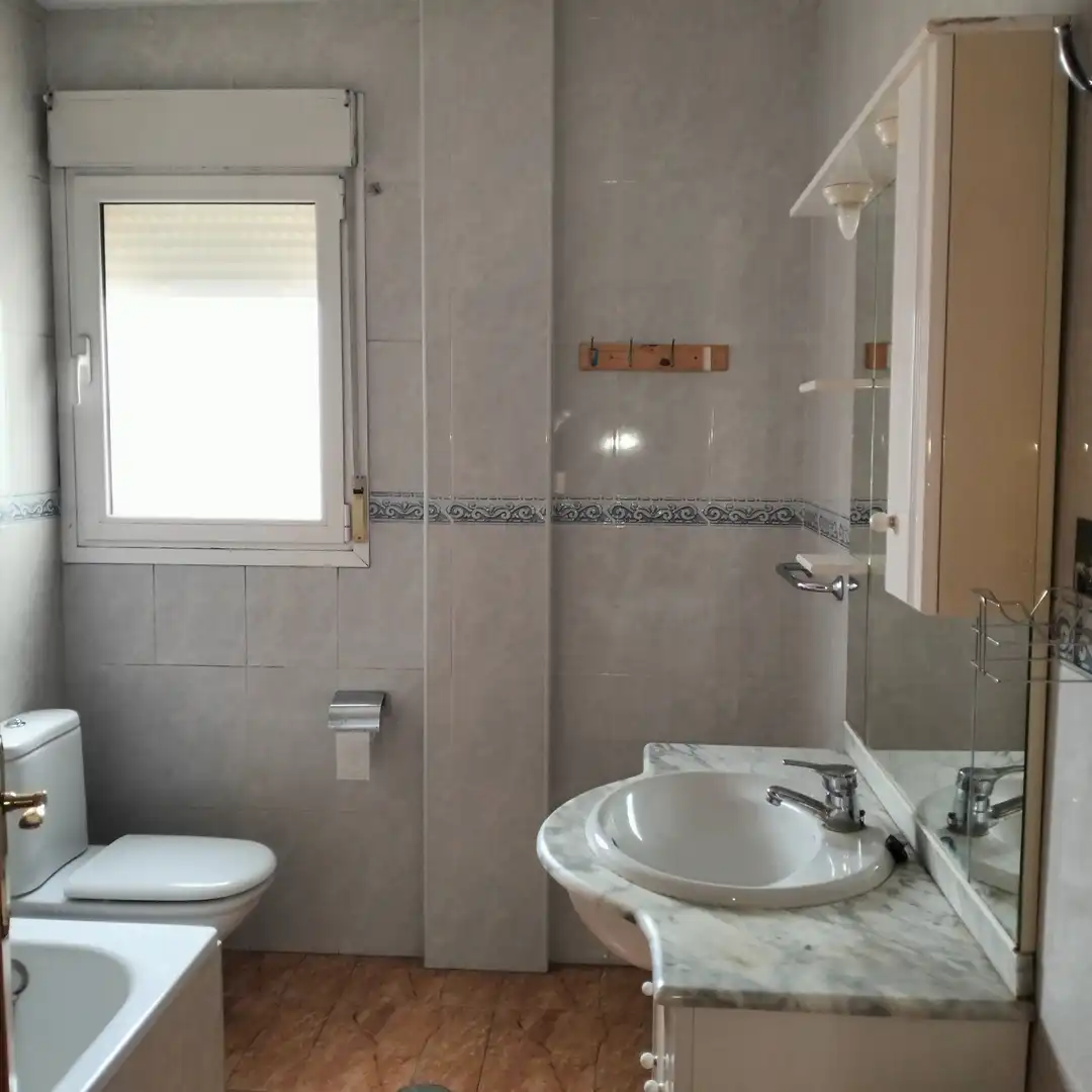 Bathroom of Flat for rent in Munera  with Heating, Terrace and Furnished