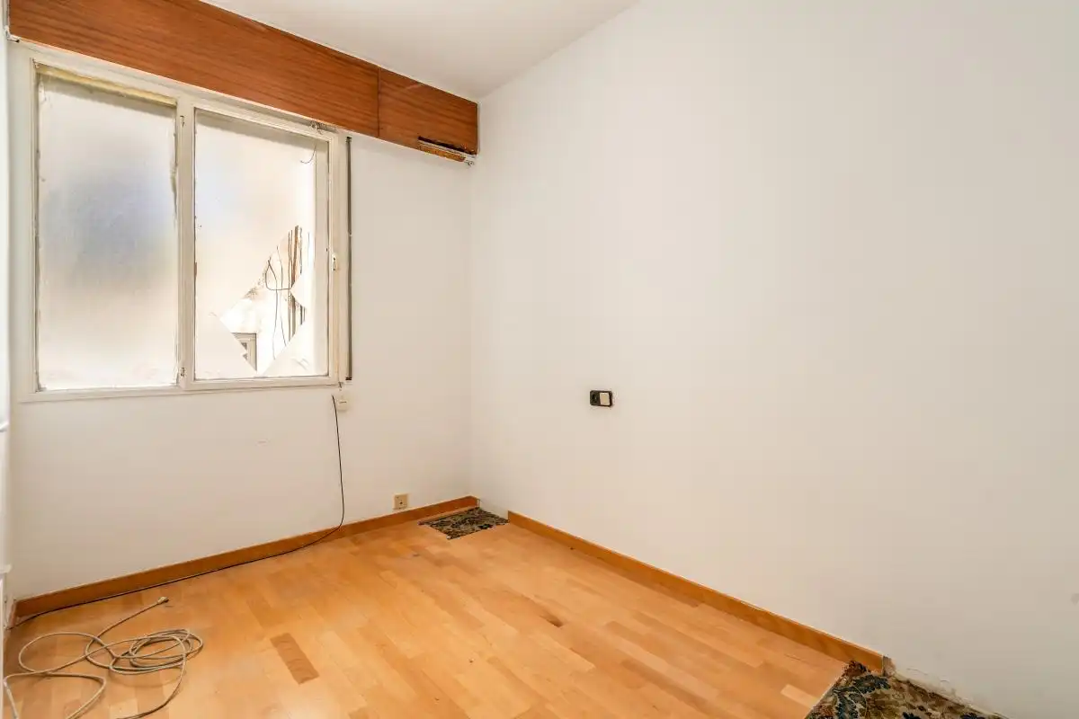 Habitación de Piso en venta en Barcelona con Calefacción
