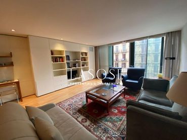 Piso con ascensor en venta en Eixample