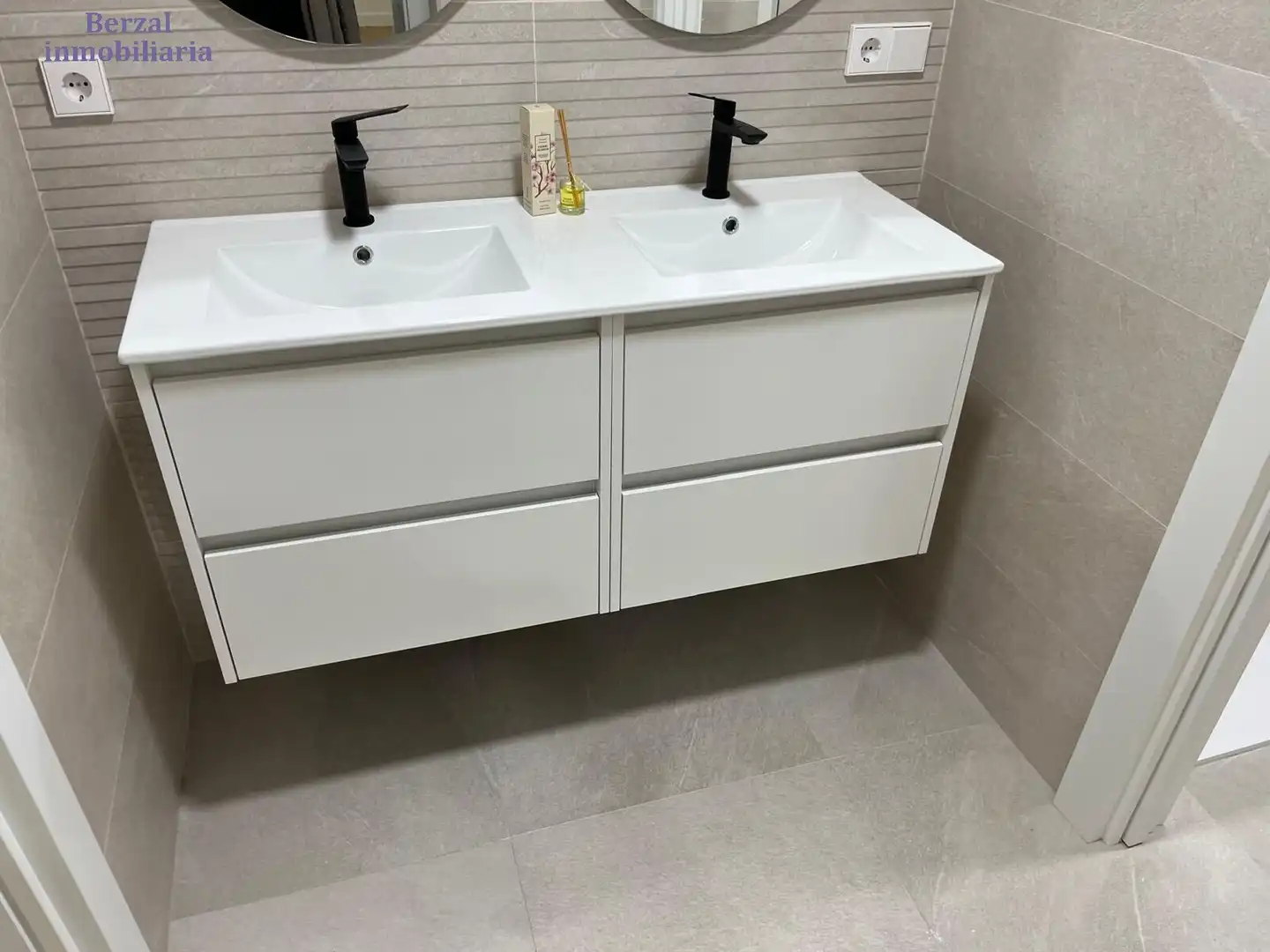 Baño de Piso en venta en  Logroño con Calefacción y Trastero
