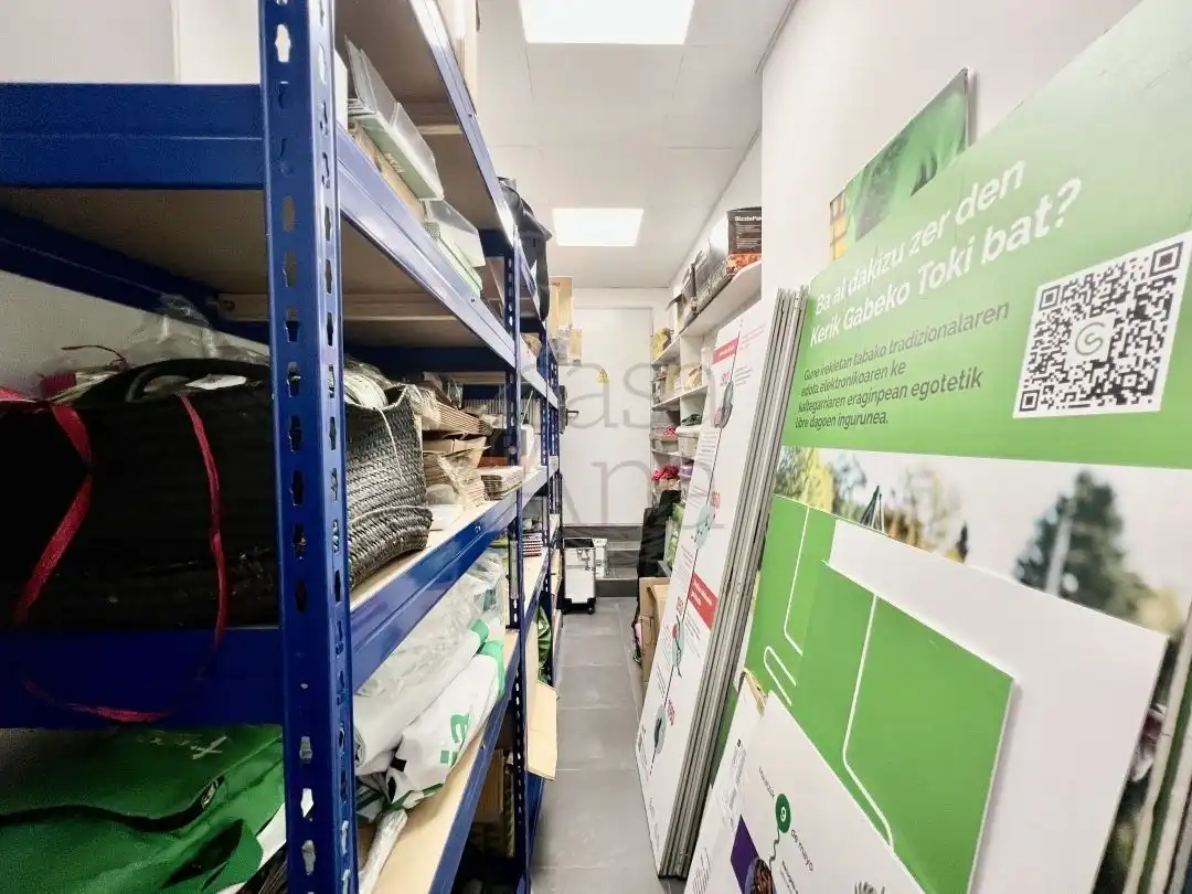 Büro zum Verkauf in Bilbao  mit Klimaanlage und Heizung